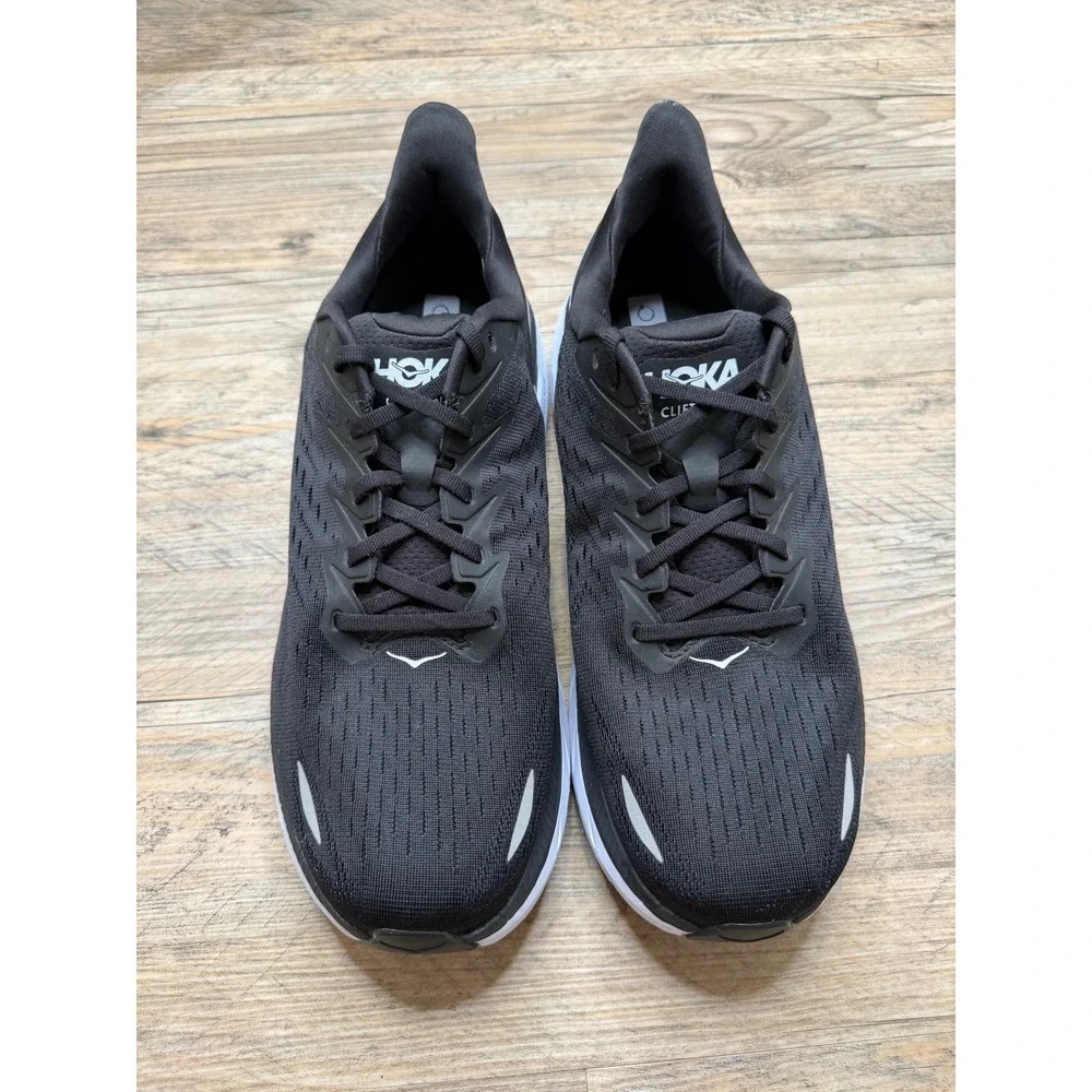 Hoka One One Clifton 8 Wide Black White Running Shoes Mens 12.5 2E 1121374 BWHT
